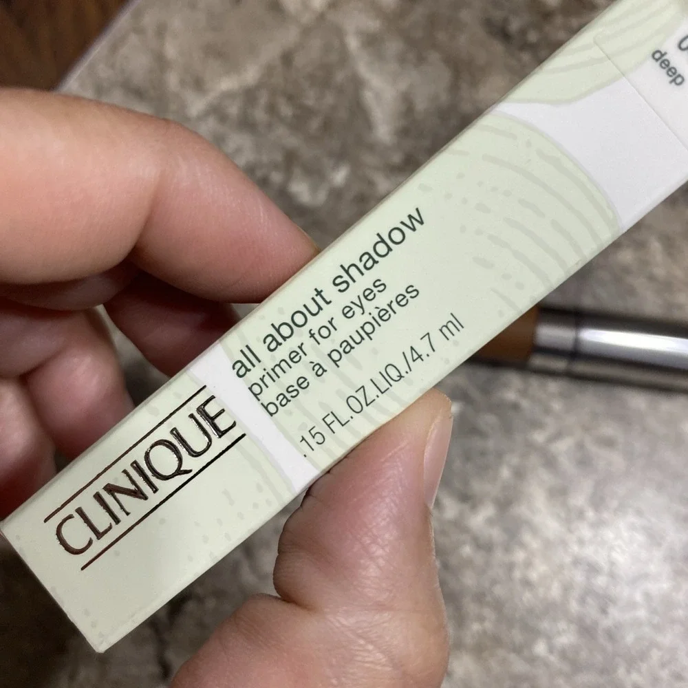 Clinique All About Shadow Primer For Eyes 04 Deep -‎ Size 0.15 Oz. / 4.7mL